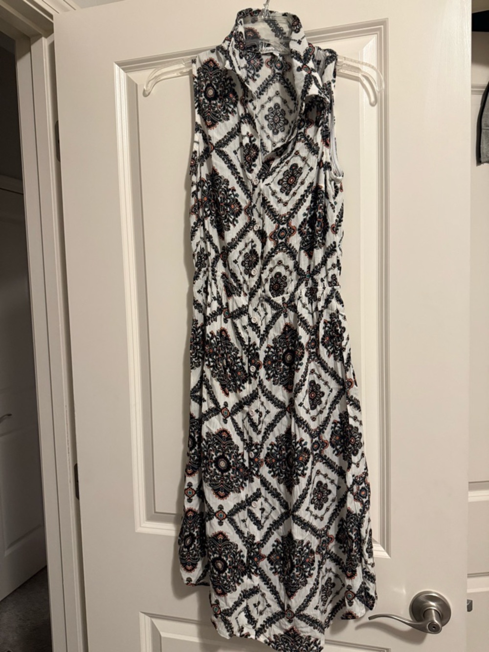 Charlotte Russe White Sleeveless Maxi Dress with Black & Rust Geometric Print